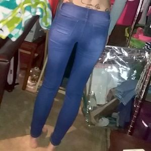 Skinny jeans